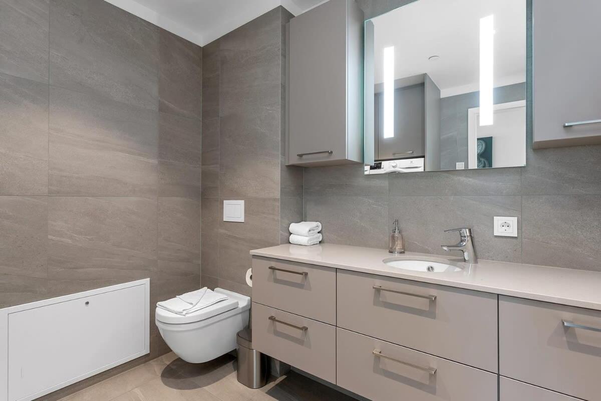 Spacious Luxury 3Br Apartment With 2 Bathrooms 1003 레이캬비크 외부 사진