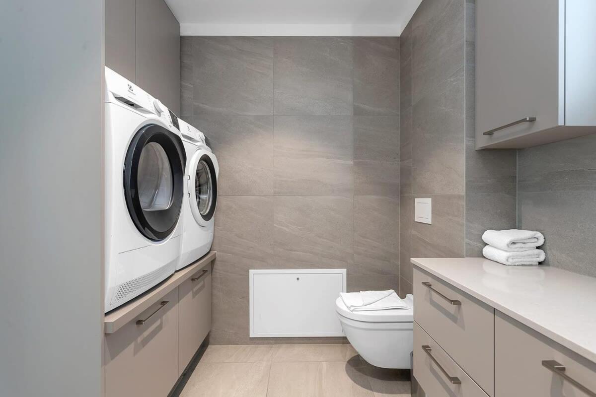 Spacious Luxury 3Br Apartment With 2 Bathrooms 1003 레이캬비크 외부 사진