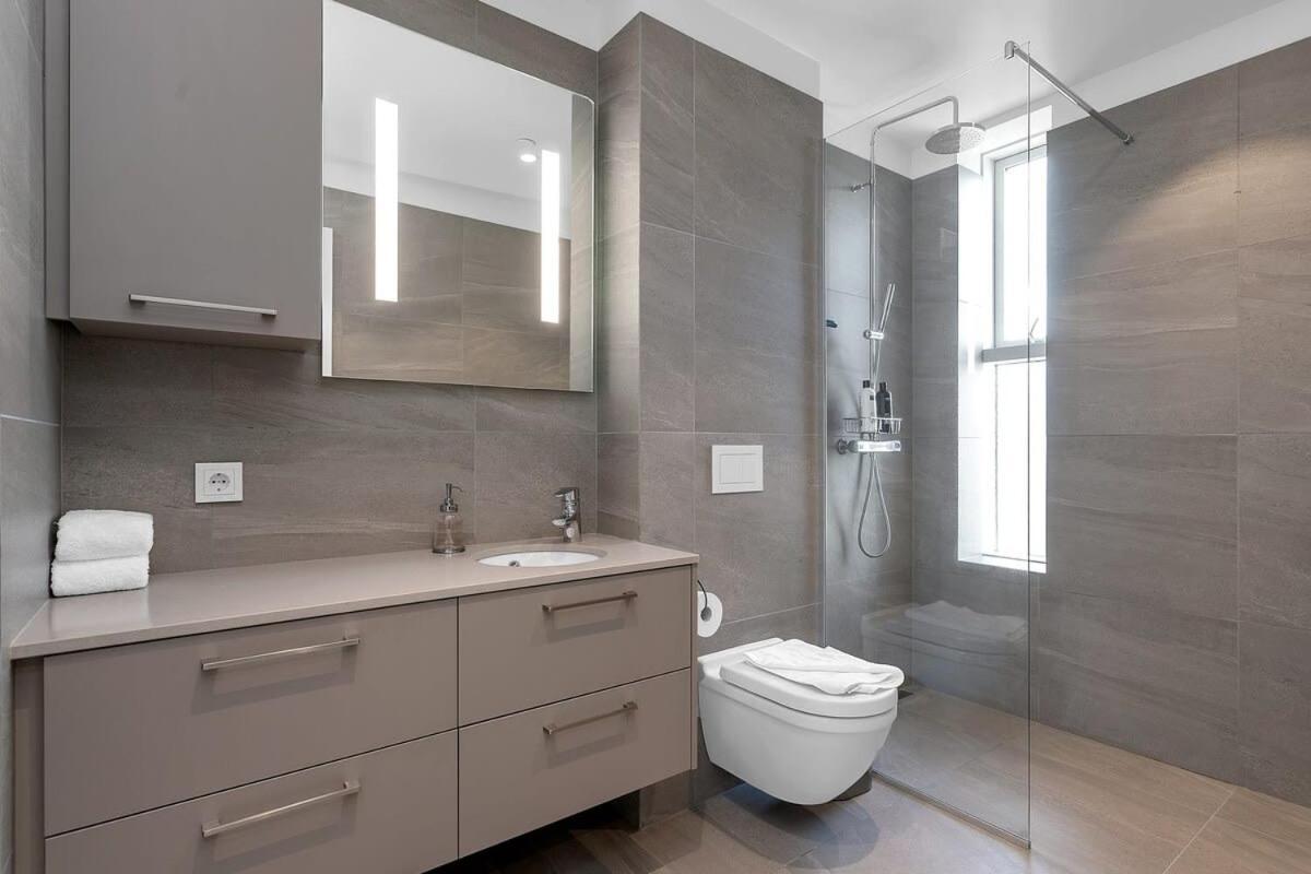 Spacious Luxury 3Br Apartment With 2 Bathrooms 1003 레이캬비크 외부 사진